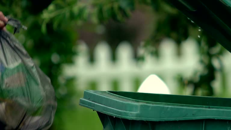 Best Property Management Cleanouts  in Sixteen Mile Stand, OH